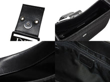 Load image into Gallery viewer, CHRISTIAN DIOR クリスチャンディオール トロッターライン ストリートシック ショルダーバッグ 11-MA-23 ブラック 美品 中古 4b008298