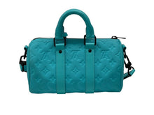 Load image into Gallery viewer, 極美品 LOUIS VUITTON ルイヴィトン ハンドバッグ バンドリエール25 M11996 モノグラム トリヨン レザー ブルー 中古 4b008369