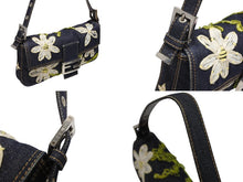 画像をギャラリービューアに読み込む, 極美品 FENDI フェンディ フラワー デニム マンマバケット エンブロイダリー ワンショルダーバッグ 26421 刺繍 ネイビー シルバー金具 中古 4b008374