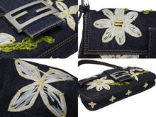 画像をギャラリービューアに読み込む, 極美品 FENDI フェンディ フラワー デニム マンマバケット エンブロイダリー ワンショルダーバッグ 26421 刺繍 ネイビー シルバー金具 中古 4b008374