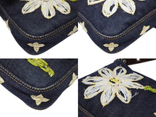画像をギャラリービューアに読み込む, 極美品 FENDI フェンディ フラワー デニム マンマバケット エンブロイダリー ワンショルダーバッグ 26421 刺繍 ネイビー シルバー金具 中古 4b008374
