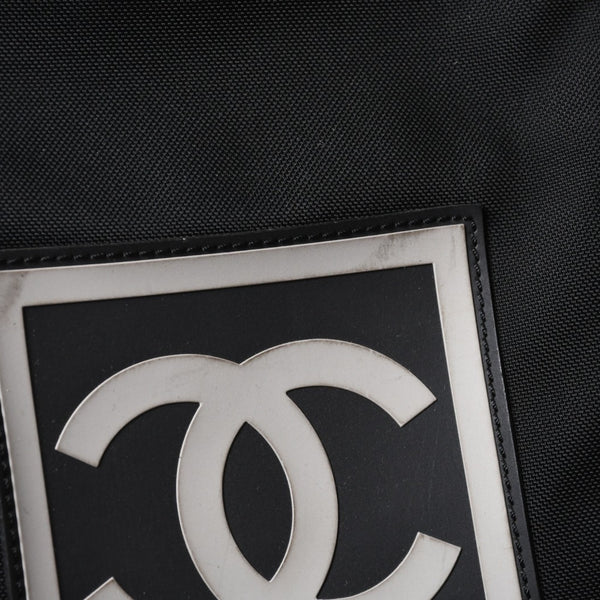 CHANEL CHANEL Sports Line Golf Bag No. 8 Green Black Silver Hardware Nylon Good Condition Used 4b008395