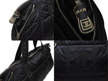 画像をギャラリービューアに読み込む, CHANEL シャネル スポーツライン ココマーク ボストンバッグ ココマーク 10番台 ブラック ナイロン 美品 中古 4b008399