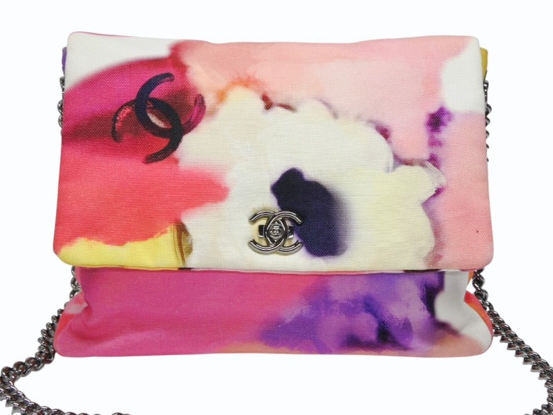 極美品 CHANEL シャネル チェーンショルダーバッグ フラワーパワー ココマーク 21番台 キャンバス マルチカラー 中古 4b008400