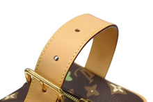 Load image into Gallery viewer, 新品未使用品 LOUIS VUITTON ルイヴィトン タイラー ロッカードップキット ハンドバッグ モノグラムクラギー M47069 ブラウン 中古 4b008438