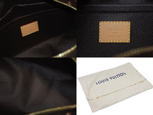 Load image into Gallery viewer, 新品未使用品 LOUIS VUITTON ルイヴィトン タイラー ロッカードップキット ハンドバッグ モノグラムクラギー M47069 ブラウン 中古 4b008438