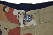 画像をギャラリービューアに読み込む, 極美品 CHROME HEARTS クロムハーツ マッティボーイ セックスレコード クロスパッチ カーペンターショーツ カモ サイズ34 中古 4b008441