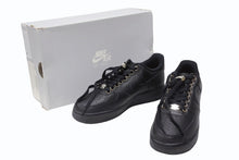 画像をギャラリービューアに読み込む, 新品未使用 CHROME HEARTS × NIKE AIR FORCE 1 '07 Custom Leather Sneakers クロムハーツ×ナイキ エアフォース1 '07 カスタム レザースニーカー 靴 カスタムスニーカー ローカットスニーカー ホースシュー ブラック サイズUS8.5(26.5cm) 中古 4b008442