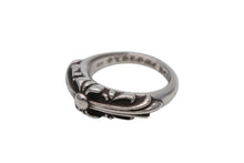画像をギャラリービューアに読み込む, 極美品 CHROME HEARTS クロムハーツ ベイビークラシック フローラルクロスリング 指輪 重量約5.1g サイズ5.5号 シルバー925 中古 4b008455