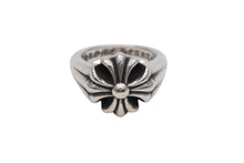 画像をギャラリービューアに読み込む, CHROME HEARTS クロムハーツ スモール カットアウト CHプラスリング 指輪 重量約13.1g サイズ9号 シルバー925 美品 中古 4b008458