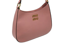 画像をギャラリービューアに読み込む, 極美品 MIUMIU ミュウミュウ マドラス ワンショルダーバッグ 5BC105 ピンク レザー ロゴ金具 ゴールド金具 中古 4b008515