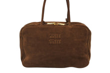 画像をギャラリービューアに読み込む, MIUMIU ミュウミュウ スエード ボー ハンドバッグ 5BB117 ブラウン エンボスロゴ イタリア製 ゴールド金具 美品 中古 4b008534