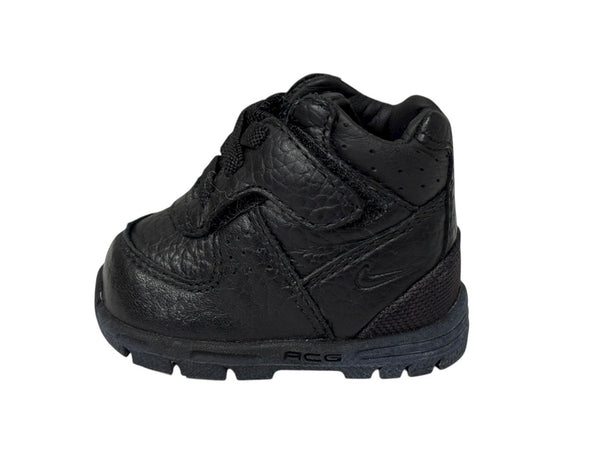 極美品 NIKE BABY ナイキ ベイビー ACG キッズスニーカー シューズ ナイロンニット帽 セット 中古 4b008551