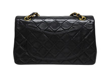 画像をギャラリービューアに読み込む, CHANEL シャネル マトラッセ23 Wフラップ Wチェーンショルダーバッグ 5番台 ラムスキン ココマーク ブラック ゴールド金具 美品 中古 4b008566