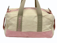 画像をギャラリービューアに読み込む, CHANEL シャネル スポーツライン ボストンバッグ ココマーク 12番台 キャンバス アイボリー ピンク シルバー金具 中古 4b008572