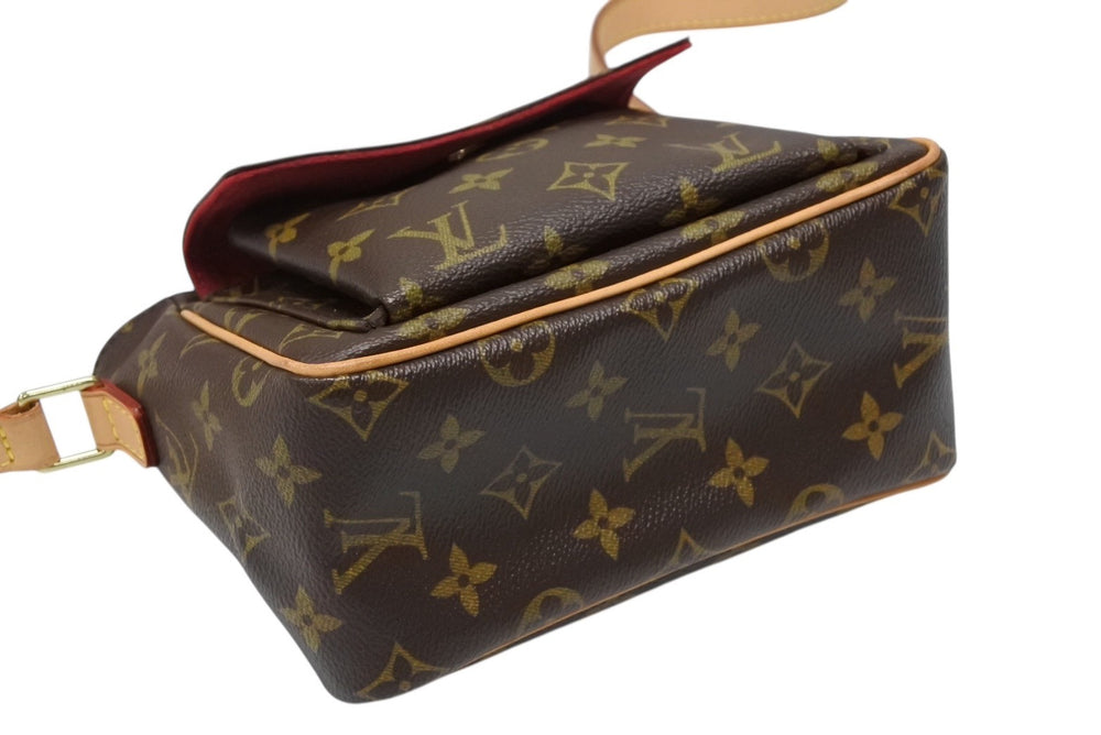 Like new LOUIS VUITTON Shoulder bag M51165 Vivacite PM Brown Monogram Gold hardware Used 4b008612