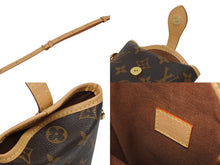 画像をギャラリービューアに読み込む, 極美品 LOUIS VUITTON ルイヴィトン フォールド ミー ポーチ ショルダーバッグ M80874 モノグラム キャンバス ヌメ革 中古 4b008621