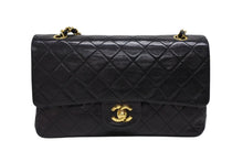 画像をギャラリービューアに読み込む, CHANEL シャネル マトラッセ25 Wフラップ Wチェーンショルダーバッグ 1番台 ラムスキン ココマーク ブラック ゴールド金具 美品 中古 4b008628