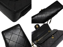 画像をギャラリービューアに読み込む, 極美品 CHANEL シャネル マトラッセ25 Wフラップ Wチェーンショルダーバッグ 2番台 ラムスキン ココマーク ブラック ゴールド金具 中古 4b008634
