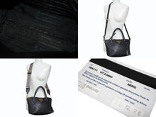 画像をギャラリービューアに読み込む, 極美品 PRADA プラダ ヴィテロダイノ 2WAY ハンドバッグ 1BA111 ブラック レザー ゴールド金具 中古 4b008637