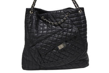 Load image into Gallery viewer, CHANEL シャネル 2.55 マルチポケット チェーンショルダー トートバッグ 13番台 ブラック カーフスキン シルバー金具 美品 中古 4b008641