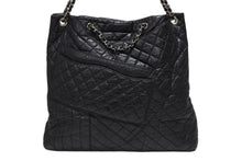 Load image into Gallery viewer, CHANEL シャネル 2.55 マルチポケット チェーンショルダー トートバッグ 13番台 ブラック カーフスキン シルバー金具 美品 中古 4b008641