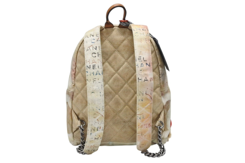 極美品 CHANEL シャネル アクト2 グラフィティ バックパック リュック A92352 19番台 ココマーク キャンバス ベージュ 中古 4b008643