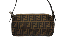 画像をギャラリービューアに読み込む, FENDI フェンディ マンマバケット ワンショルダーバッグ 26424 ズッカ柄 キャンバス レザー ブラウン シルバー金具 美品 中古 4b008660