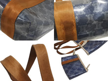 画像をギャラリービューアに読み込む, CELINE セリーヌ トートバッグ ハンドバッグ マカダム柄 ブルー ブラウン PVC レザー ビニール 美品 中古 4b008663