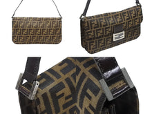 画像をギャラリービューアに読み込む, FENDI フェンディ ズッカ柄 マンマバケット 30cm ハンドバッグ ワンショルダーバッグ コットンキャンバス レザー ブラウン 美品 中古 4b008668