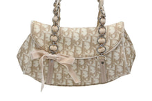 画像をギャラリービューアに読み込む, Christian Dior クリスチャンディオール トロッター リボン チェーン ハンドバッグ 01-RU-0065 ベージュ PVC ベロア シルバー金具 美品 中古 4b008676