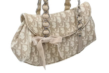 画像をギャラリービューアに読み込む, Christian Dior クリスチャンディオール トロッター リボン チェーン ハンドバッグ 01-RU-0065 ベージュ PVC ベロア シルバー金具 美品 中古 4b008676