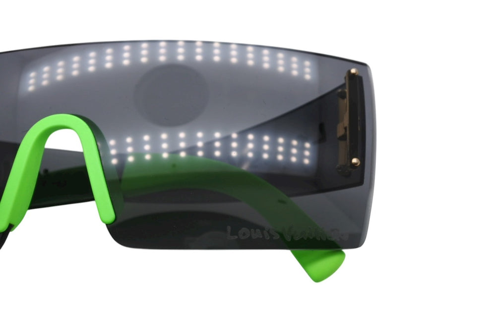 Very Good Condition LOUIS VUITTON LV Graffiti Mask Sunglasses Z0242U Black Green Stephen Sprouse Used 4b008747