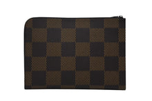 画像をギャラリービューアに読み込む, LOUIS VUITTON ルイ・ヴィトン クラッチバッグ ポシェットジュール NIGO ブラウン ベージュ ダミエ・エベヌ ジャイアント キャンバス N60390 Sランク 4b008819