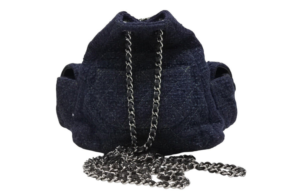 極美品 CHANEL シャネル ツイード バックパック ミニ リュック 17番台 ツイード レザー ネイビー シルバー金具 中古 4b008869