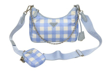 画像をギャラリービューアに読み込む, PRADA プラダ ショルダーバッグ アクセサリーポーチ トライアングルロゴ イタリア製 ナイロン ブルー 美品 中古 4b008870