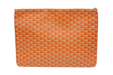Load image into Gallery viewer, 極美品 GOYARD ゴヤール セナGM クラッチバッグ オレンジ ゴヤールディンキャンバス シルバー金具 中古 4b008873