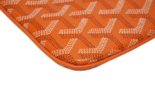 Load image into Gallery viewer, 極美品 GOYARD ゴヤール セナGM クラッチバッグ オレンジ ゴヤールディンキャンバス シルバー金具 中古 4b008873