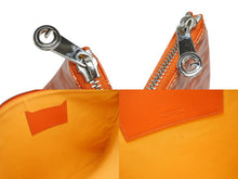 Load image into Gallery viewer, 極美品 GOYARD ゴヤール セナGM クラッチバッグ オレンジ ゴヤールディンキャンバス シルバー金具 中古 4b008873