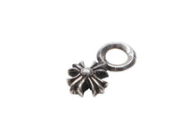 Load image into Gallery viewer, 新品未使用 CHROME HEARTS クロムハーツ CH クロス チャーム DIA ダイヤ 純正 ペンダント チャーム 重量約1.1g CHプラス シルバー925 中古 4b010327