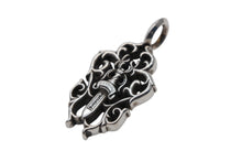 画像をギャラリービューアに読み込む, 極美品 CHROME HEARTS クロムハーツ VINE DAGGER ヴァインダガー ペンダントトップ チャーム 重量約14.9g シルバー925 中古 4b008925