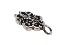 画像をギャラリービューアに読み込む, 極美品 CHROME HEARTS クロムハーツ VINE DAGGER ヴァインダガー ペンダントトップ チャーム 重量約14.9g シルバー925 中古 4b008925