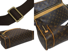 画像をギャラリービューアに読み込む, LOUIS VUITTON ルイヴィトン モノグラム サック スクウォッシュ ショルダーバッグ M92967 ブラウン ロゴ 斜め掛け 鞄 美品 中古 4b008964