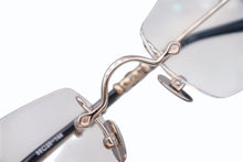 画像をギャラリービューアに読み込む, 極美品 CHROME HEARTS クロムハーツ リムレス サングラス フローラルクロス アイウェア ゴールド シルバー サイズ55□20-144 クリア 中古 4b008987