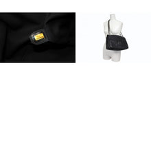Load image into Gallery viewer, 極美品 CHANEL シャネル Sフラップ Wチェーンショルダーバッグ 15番台 ココマーク キャビアスキン ブラック シルバー金具 中古 4b009055