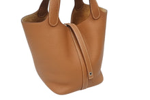 画像をギャラリービューアに読み込む, 極美品 HERMES エルメス ハンドバッグ ピコタンロックPM ゴールド トリヨンクレマンス シルバー金具 Y刻印 中古4b009070