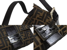 画像をギャラリービューアに読み込む, FENDI フェンディ マンマバケット ワンショルダーバッグ 26424 ズッカ柄 キャンバス レザー ブラウン シルバー金具 美品 中古 4b009079