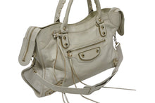 画像をギャラリービューアに読み込む, BALENCIAGA バレンシアガ THE CITY ザ シティ 2WAYバッグ 115748 レザー アイボリー ゴールド金具 美品 美品 中古 4b009099