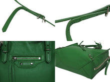 画像をギャラリービューアに読み込む, BALENCIAGA バレンシアガ ペーパーミニ 2WAYハンドバッグ 357333 イタリア製 レザー グリーン シルバー金具 美品 中古 4b009101