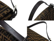 画像をギャラリービューアに読み込む, FENDI フェンディ ズッカ柄 マンマバケット ワンショルダーバッグ 26325 キャンバス レザー ブラウン シルバー金具 美品 中古 4b009110
